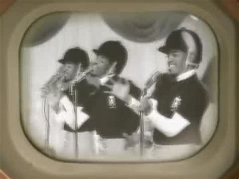 OutKast - Hey Ya! watch for free or download video