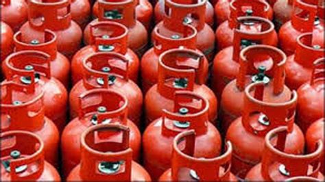 Government Slashes LPG Prices By Rs 19 45 Per Kg Daily Times