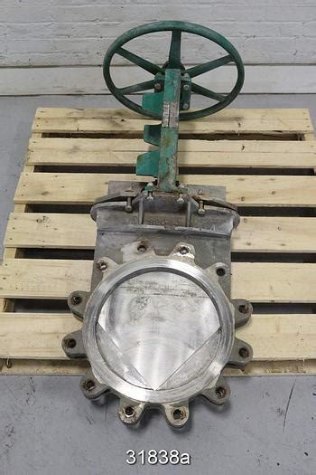 Used Rovalve 14 V Port Hand Operated Knife Gate Valve 31838 For Sale