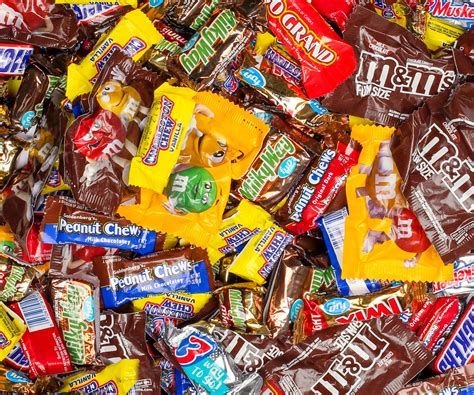 Buy Chocolate Candy Mix Assorted Candies 35 Pounds Bulk Fun Size