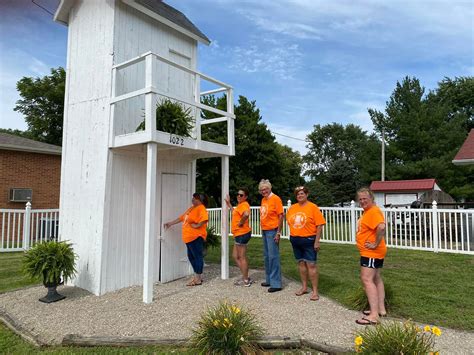 World S First Two Story Outhouse World Record In Gays Illinois