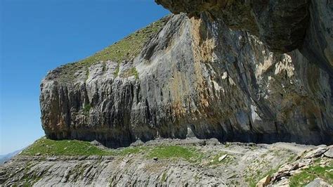 Las sendas elevadas más escalofriantes de España