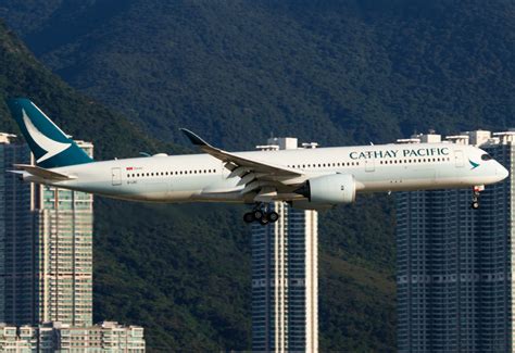 B Lrc Cathay Pacific Airbus A By Thomas Tse Aeroxplorer