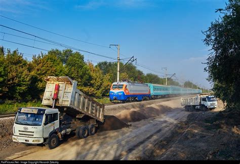 Kazakhstan Railways KZ4AC at Chemolgan, Казахстан