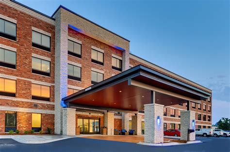 Meeting Rooms at Holiday Inn Express WILMINGTON - PORTERS NECK, 168 ...