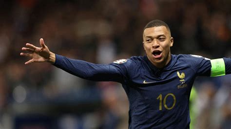 Mbappe reaches 300 career goals faster than Messi and Ronaldo - Sportstar