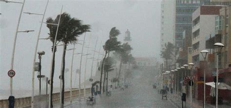 Semana deve ser de chuva em Salvador confira a previsão para o