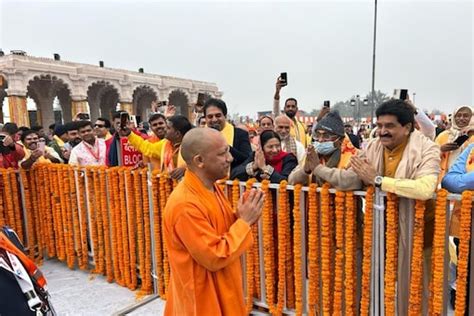 Up Cm Adityanath Inspects Arrangements For Devotees At Ayodhya Ram Temple News18