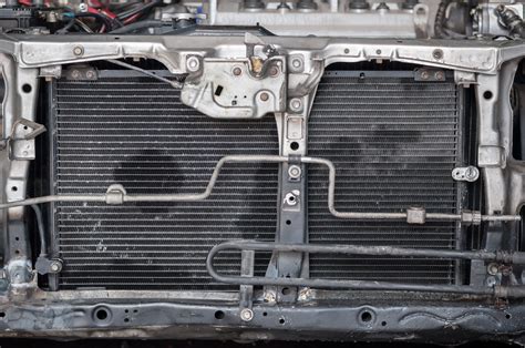 What Causes a Radiator to Leak? | BlueDevil Products