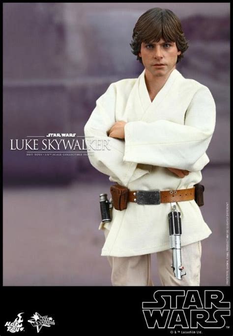 Hot Toys Star Wars EP Th Luke Skywalker Figure