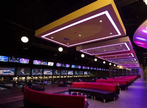 bowling alleys  los angeles  families fun spots  age