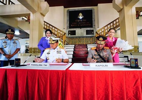 Kapolri Hadiri Pembukaan Pendidikan Reguler LI Sesko TNI