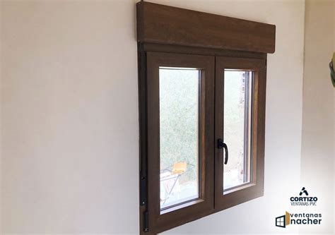 Ventanas de PVC imitación madera Cortizo