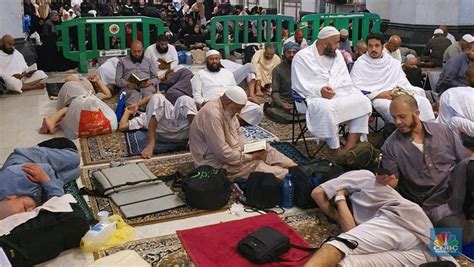 Jutaan Jamaah Padati Hari Itikaf Pertama Di Dua Masjid Suci Arrahmah