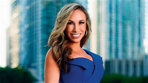 Calle Ocho News Diana Diaz Went From Successful Wsvn Fox Tv Newscaster