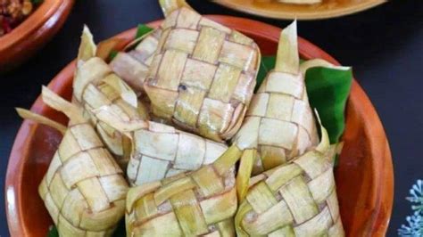 Catat Resep Ketupat Khas Idul Fitri Yang Simple Dan Anti Gagal Sajian