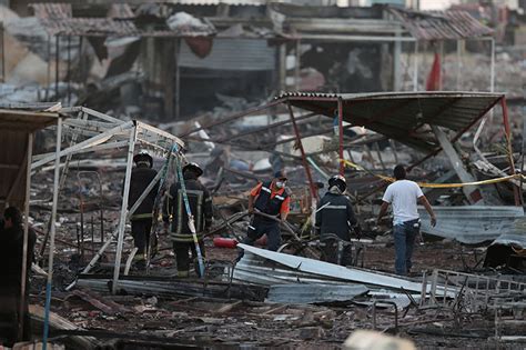 Mexico Fireworks Market Blast Kills At Least 27 Hurts Scores The