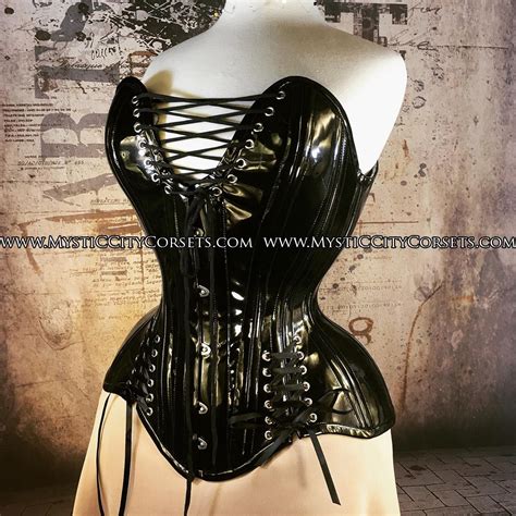 Pin By John Saltmarsh On Corset Pattern Overbust Corset Corset