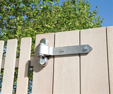 Satin Stainless Steel Gate Hinges | Slattedscreenfencing.co.uk