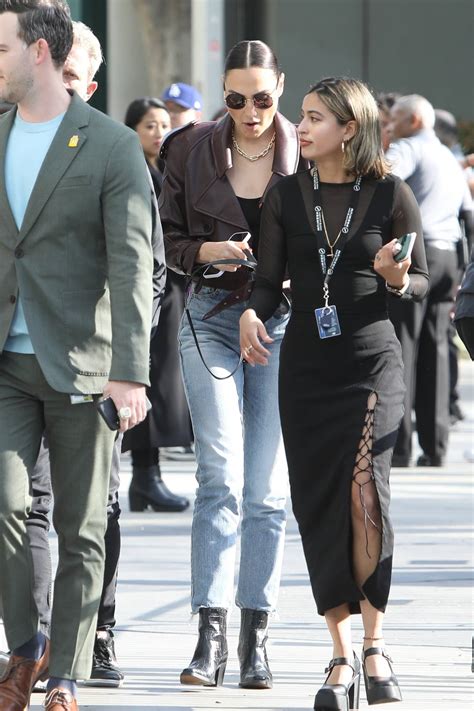 Gal Gadot – Arrives at Crypto.com Arena for the Lakers game in Los ...