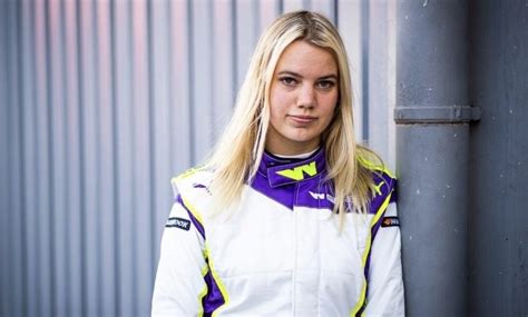 Nederlandse Emely De Heus Wint F1 Academy Race Autoblog Nl