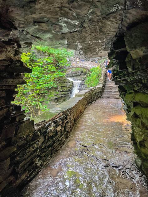 How To Hike The Stunning Watkins Glen Gorge Trail