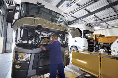 AD Poids Lourds lance son école après vente