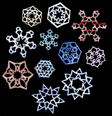 DIY Paper Snowflakes Tutorial ~ DIY Tutorial Ideas!