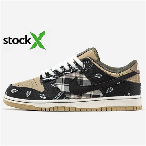 Зимние мужские кроссовки nike sb dunk low x travis scott хутро 44 цена