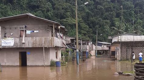 Comunidades Inundadas Tras Fuertes Lluvias En El Norte De Esmeraldas