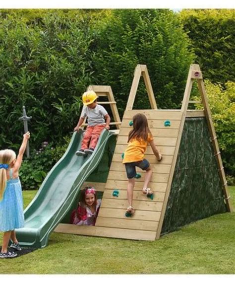 47 Backyard Design Ideas with Children's Slides - Matchness.com