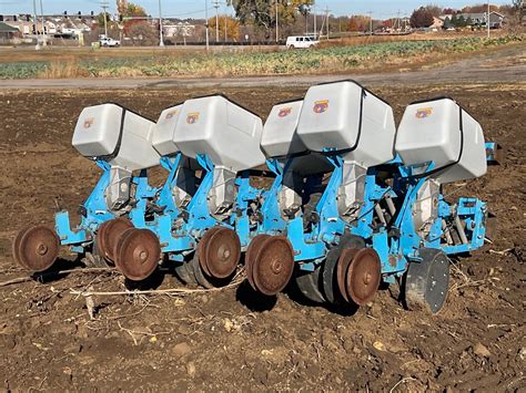 Monosem Twin Row Offset Row Planter Components Bigiron Auctions