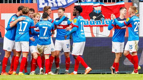 Unsere Mathis Begradigen Fu Ball Holstein Kiel Heute Live Kartoffeln