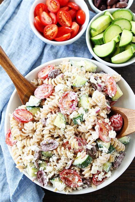 Easy Creamy Greek Pasta Salad Is A Great Summer Side Dish Greek Salad