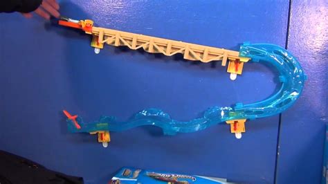 Hot Wheels Wall Tracks
