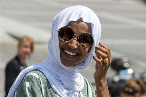 Rep Ilhan Omar Appears To Win Minnesota Democratic Primary Upi