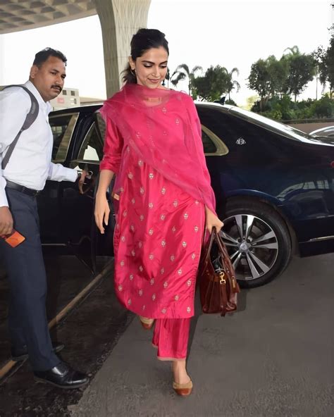 Deepika Padukone Becomes The Centre Of Attraction At Airport As She