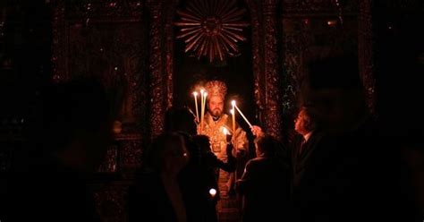 Orthodoxe Christen In T Rkei Feiern Ostern In Tr Mmern