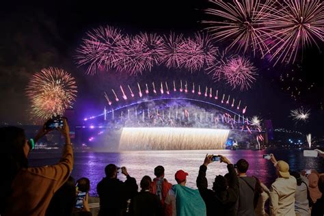 Where To Watch The Sydney Harbour New Years Eve Fireworks And What