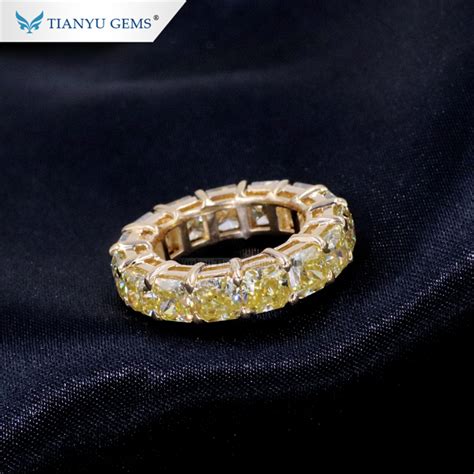 Tianyu Gems Yellow Moissanite K Yellow Gold Ring Band