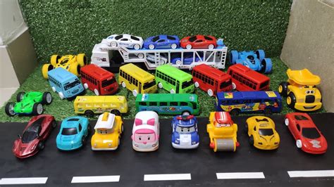 Truk Trailer Membawa Mobil Polisi Bus Tayo Robocar Poli Bus Basuri