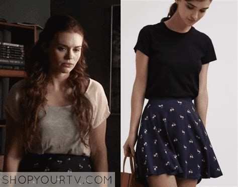 Lydia Martin Inspired Outfits-20 Top Lydia Dresses to Copy This Year