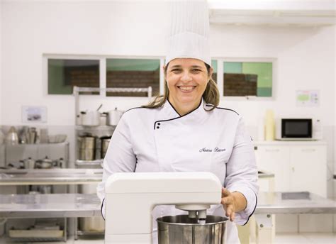 Chef De Cozinha Ensina Receita De Peixe Rei Para P Scoa