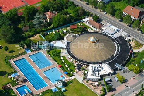 Schwetzingen Von Oben Therme Und Schwimmbecken Am Freibad Der