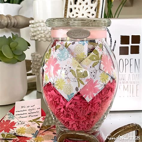 Unique Refreshing Floral Jar of Notes | KindNotes: Jar of SMILES