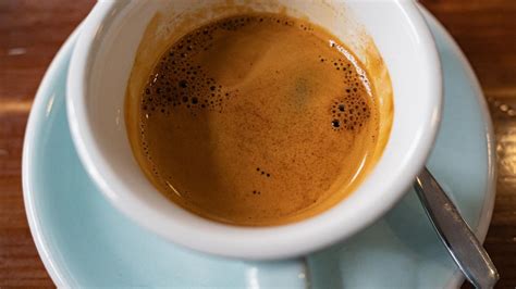 Lungo Coffee: What is It? - Coffeenatics