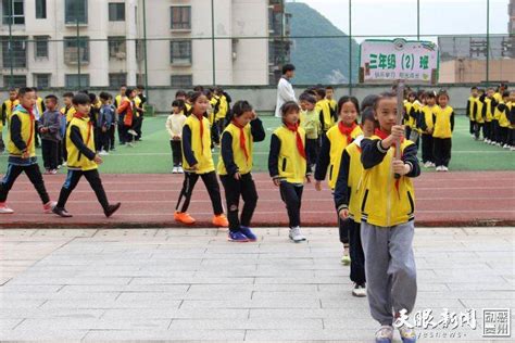 南明区第五实验小学举办2023年校园足球班级联赛比赛赛出开幕式