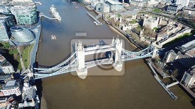 Vista de olho de pássaro drone aéreo icônico tower bridge o pinturas