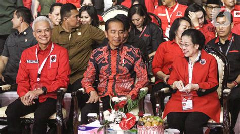 Soal Kerenggangan Hubungan Jokowi Dan PDIP Bambang Pacul Singgung