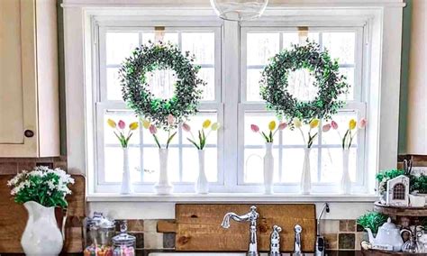 Small Kitchen Window Decor Ideas